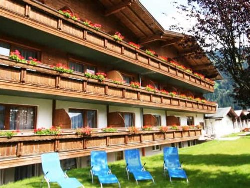 Hotelaanbieders.nl First Mountain Hotel Zillertal