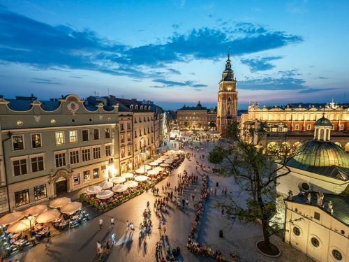 Hotelaanbieders.nl TIJDELIJK EXTRA VOORDELIG! ⚡️Stedentrip Krakau incl. vlucht, transfer, ontbijt + dagexcursie Auschwitz, entree Zoutmijn & MEER!