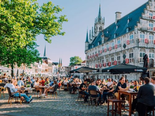 Hotelaanbieders.nl STUNT! ⚡ Laat je verrassen door de veelzijdige kaasstad Gouda vanuit een trendy 4*-hotel incl. ontbijt