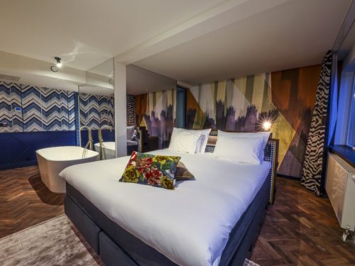 Hotelaanbieders.nl Fabulous Superior King of Signature Suite in 5*-hotel Arnhem incl. ontbijt en glas bubbels