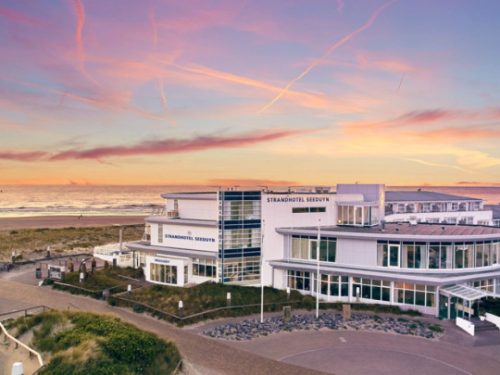 Hotelaanbieders.nl Prachtig hotel aan de kust van het Waddeneiland Vlieland incl. ontbijt, NS treinretour en overtocht naar Vlieland!