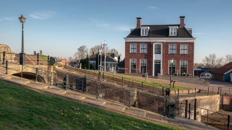 Hotelaanbieders.nl Hotel Restaurant Termunterzijl 1 Hotel Restaurant Termunterzijl
