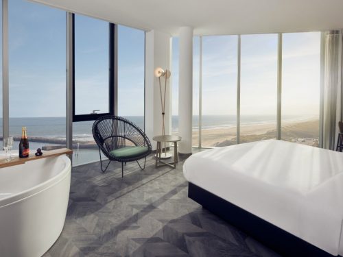 Hotelaanbieders.nl SUITE DEAL! ⚡️ Heerlijk ontspannen in Scheveningen incl. ontbijt en verblijf in een LUXE suite met privé sauna en/of Whirlpool