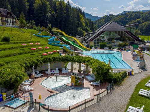 Hotelaanbieders.nl Genieten in de Alpen! Verblijf o.b.v. halfpension in Kamnik, Slovenië incl. ONBEPERKT toegang tot de thermale zwembaden!