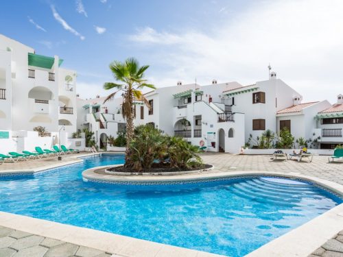 Hotelaanbieders.nl Zonvakantie op Tenerife incl. vlucht en ontbijt, halfpension of all-inclusive