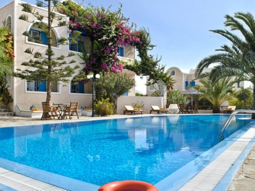Hotelaanbieders.nl Nabij 'Red Beach' op Santorini incl. vlucht, transfer en ontbijt of o.b.v. halfpension