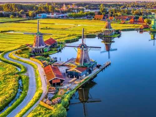 Hotelaanbieders.nl HOLLANDSE CHARME in luxe boutique hotel met terras aan het water vlakbij Zaandam en Amsterdam incl. ontbijt en GRATIS pakeren! ❤️