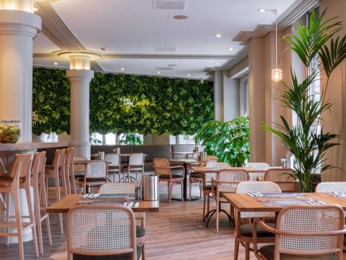 Hotelaanbieders.nl UPGRADE DEAL! ⚡ Luxe verblijf in hartje Amsterdam incl. ontbijt, 1x fles wijn en late check-out tot 14:00 uur!