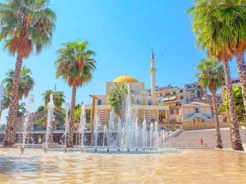 Hotelaanbieders.nl Ontspan aan de Albanese Rivièra: Verblijf in een DELUXE kamer in een 4*-hotel met buitenzwembad & wellness in Durrës incl. vlucht, transfer en ontbijt