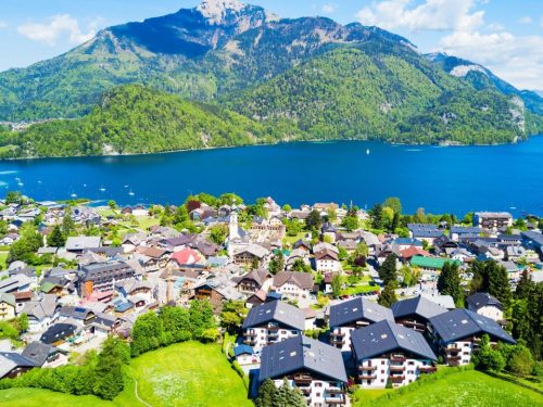 Hotelaanbieders.nl Geniet in een 4*-hotel met PANORAMISCH uitzicht op de bergen en Wolfgangsee in het charmante St. Gilgen incl. ontbijt, Wolfgangsee Card + GRATIS parkeren