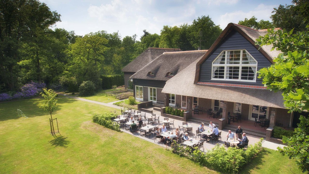Hotelaanbieders.nl FLASHDEAL!⚡ | 3 daags 4*-Landgoedhotel in de bossen bij Zutphen incl. ontbijt, 3- en 4-gangendiner & GRATIS parkeren! 1 Hotelaanbieders.nl FLASHDEAL!⚡ | 3 daags 4*-Landgoedhotel in de bossen bij Zutphen incl. ontbijt, 3- en 4-gangendiner & GRATIS parkeren!