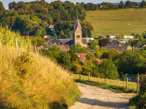 Hotelaanbieders.nl STUNT! ⚡ Kleinschalig, gezellig hotel-restaurant aan de voet van de Gulpenerberg in het hart van Zuid-Limburg incl. ontbijt