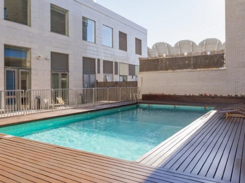 Hotelaanbieders.nl Stedentrip naar het zonnige Valencia met verblijf in een heerlijk hotel met zwembad!