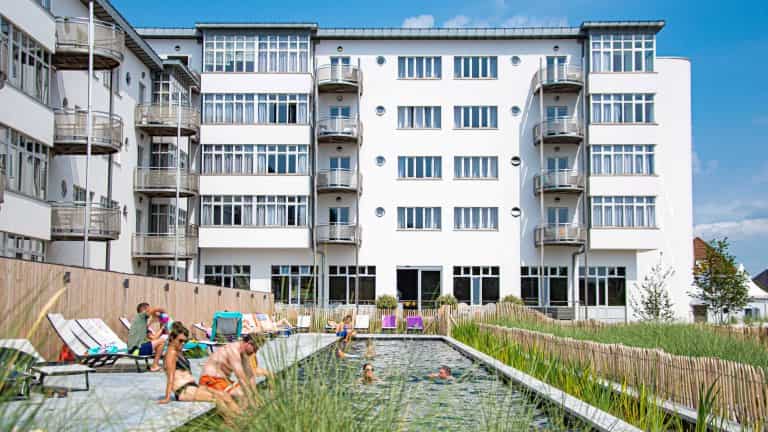 Hotelaanbieders.nl West Bay Hotel 1 West Bay Hotel