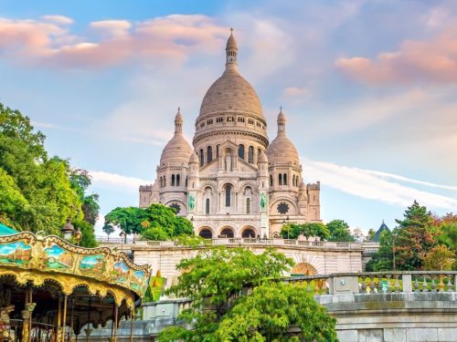 Hotelaanbieders.nl Bonjour Parijs! Met de metro en het station op loopafstand binnen no-time bij de highlights van de stad incl. hotel nabij Montmartre & Sacré-Cœu & Opéra Garnier + ontbijt