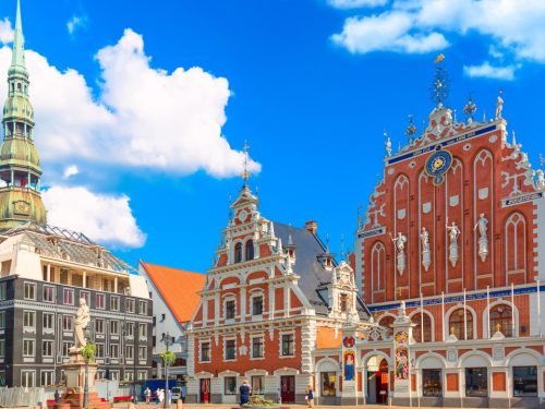 Hotelaanbieders.nl CITYTRIP naar sfeervol Riga, dwaal door de oude stad en ontdek de verborgen schatten, incl. vlucht, transfer, ontbijt + wandeltour