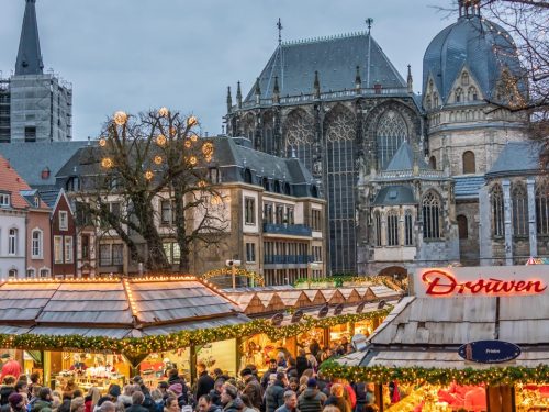 Hotelaanbieders.nl KERSTDEAL! Bezoek 3 dagen de kerstmarkten van Aken, Valkenburg en Maastricht vanuit een 4*-kasteelhotel in Zuid-Limburg incl. ontbijt en 1 x hoofdgerecht & GRATIS parkeren!