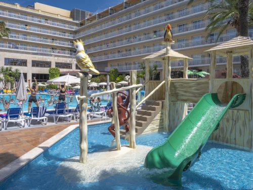 Hotelaanbieders.nl Geniet van een autovakantie en verblijf in een 4*-hotel in Lloret de Mar incl. ontbijt
