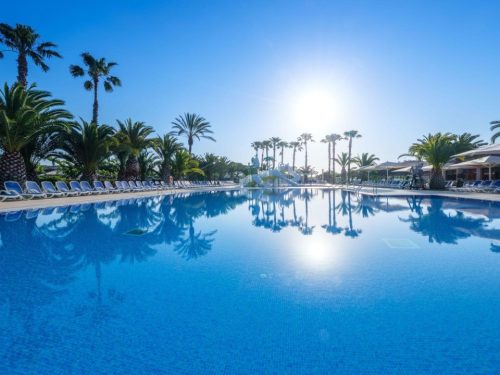 Hotelaanbieders.nl Familievakantie aan de kust van Tarragona, Costa Dorada! Verblijf in een tent, Mobile Home of Bungalow op een 4*-camping met zwemparadijs & nabij het strand