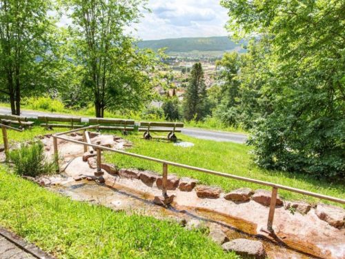 Hotelaanbieders.nl 4*-hotel met wellnnes op een UNIEKE historische locatie met prachtig uitzicht over Lohr am Main in Beieren incl. ontbijt + welkomstdrankje