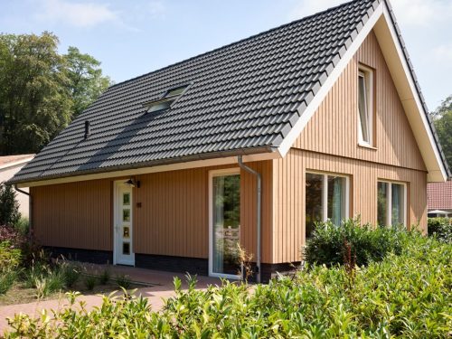 Hotelaanbieders.nl Zorgeloos genieten in de Achterhoek: Luxe 6-persoons villa op Villapark Ehzerburg in Almen + gratis parkeren!