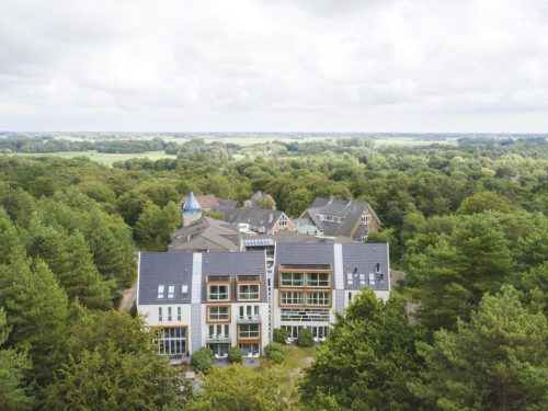 Hotelaanbieders.nl Geniet van modern 4*-hotel midden in de prachtige natuur van Bergen incl. uitgebreid ontbijt & GRATIS wellness!