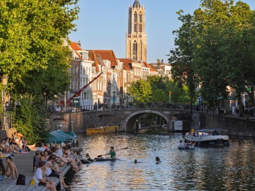 Hotelaanbieders.nl FLASHDEAL! ⚡Overnacht in een modern 4*-hotel op een toplocatie! Geniet van de Utrechtse Heuvelrug en de gezellige grachten van Utrecht incl. ontbijt en GRATIS parkeren!