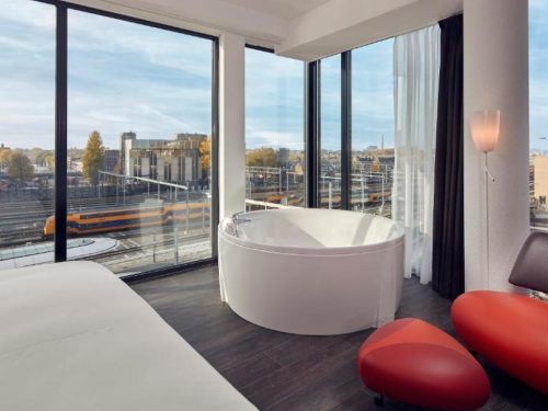 Hotelaanbieders.nl SUITE DEAL! ⚡️ Heerlijk ontspannen in een Spa of Wellness suite in Utrecht en verblijf naast het Centraal Station incl. ontbijt