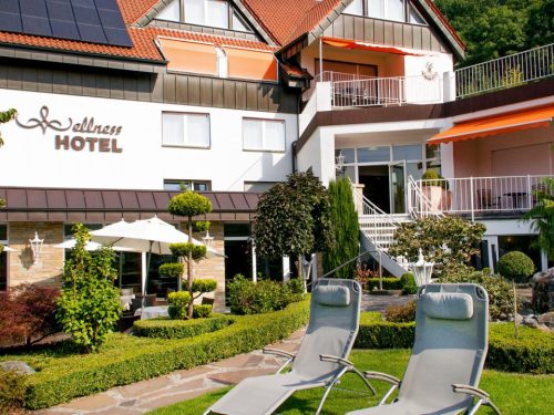 Hotelaanbieders.nl Combineer wellness & natuur! Verblijf in een 4*-wellnesshotel in het pittoreske stadje Tecklenburg in het Teutoburgerwoud incl. ontbijt en GRATIS parkeren!