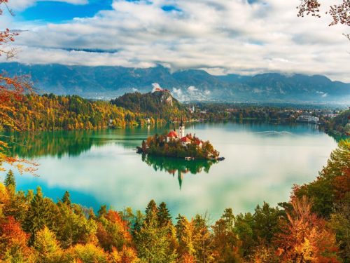 Hotelaanbieders.nl FLASHDEAL! ⚡ Betoverende nazomer- of herfst-roadtrip door Slovenië: 10-daagse reis langs Bled, Bovec, Piran & Ljubljana incl. ontbijt!