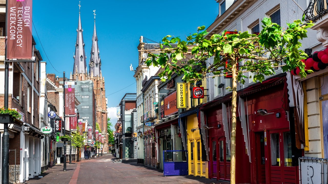 Hotelaanbieders.nl Comfortabel 4*-hotel direct naast Eindhoven Airport en nabij het bruisende centrum van Eindhoven incl. ontbijt 1 Hotelaanbieders.nl Comfortabel 4*-hotel direct naast Eindhoven Airport en nabij het bruisende centrum van Eindhoven incl. ontbijt