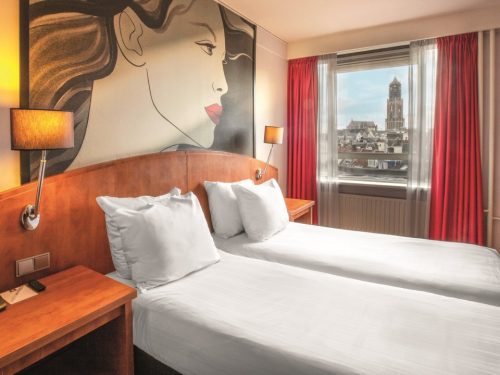 Hotelaanbieders.nl NS Combi Deal! Verblijf in een 4*- hotel midden in Utrecht incl. ontbijt + NS treinretour