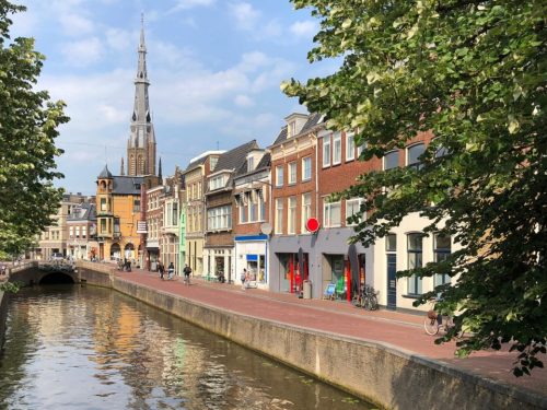 Hotelaanbieders.nl NS COMBI-DEAL! Luxe 4*-hotel in de gezellige binnenstad van Leeuwarden incl. ontbijt & NS treinretour