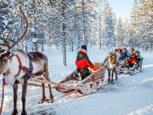 Hotelaanbieders.nl De ultieme Alles-in-1-Deal: FINS LAPLAND! 8-dagen compleet verzorgd naar Fins Lapland incl. vlucht, bagage, 3(!) excursies t.w.v. €201, eigen PRIVE SAUNA & meer!