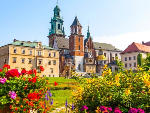 Hotelaanbieders.nl Fly & Train naar de schatten van Polen: ontdek o.a. Krakau & Gdansk incl. vlucht, hotels, treintickets én ontbijt!