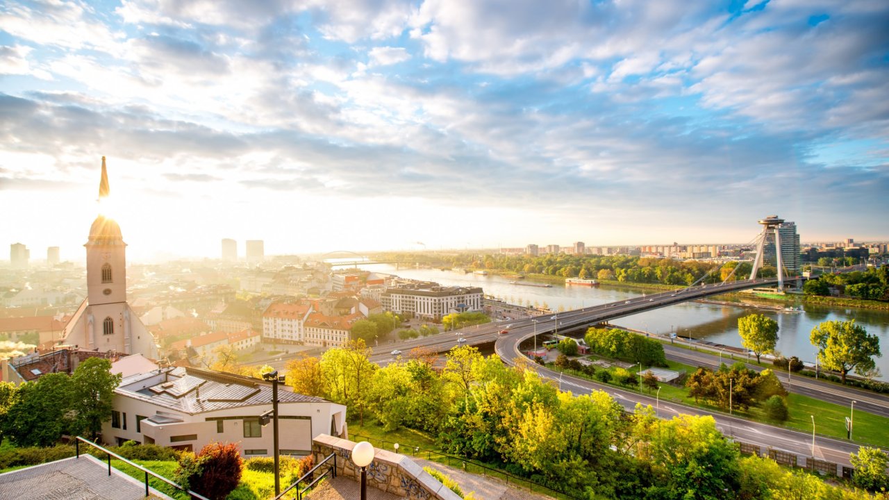 Hotelaanbieders.nl Citytrip Alert: Verblijf op een TOPLOCATIE in het historische centrum van Bratislava incl. vlucht en ontbijt 1 Hotelaanbieders.nl Citytrip Alert: Verblijf op een TOPLOCATIE in het historische centrum van Bratislava incl. vlucht en ontbijt