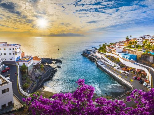 Hotelaanbieders.nl Verblijf in studio of appartement op Tenerife incl. vlucht & transfer o.b.v. logies, ontbijt of halfpension