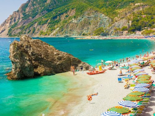 Hotelaanbieders.nl Ervaar 'La Dolce Vita' tijdens een onbezorgde autovakantie naar de zonnige Ligurische Bloemenrivièra o.b.v. halfpension